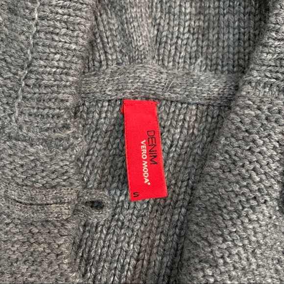 VERO MODA Grey Hooded Cardigan Toggle Closure🌸 - Picture 7 of 9